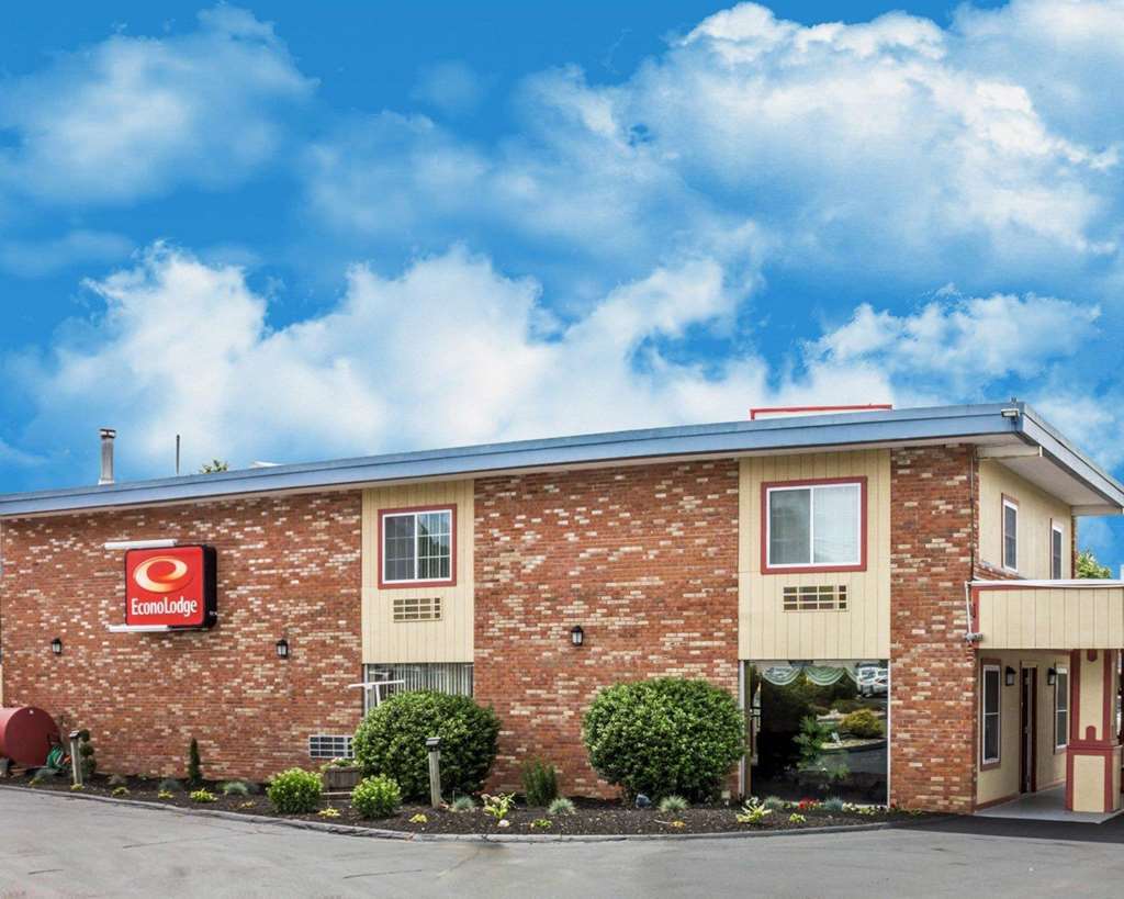 Rodeway Inn Mystic Exterior foto
